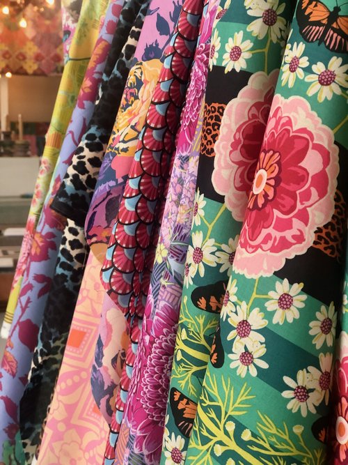 Vivacious , Cotton Lawn by Anna Maria Horner for FreeSpirit image 0